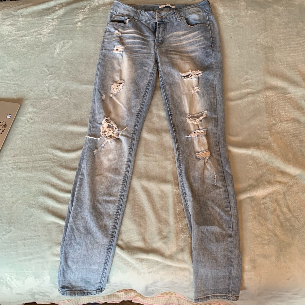 Charlotte Russe Light Wash Ripped Jeans Size 0